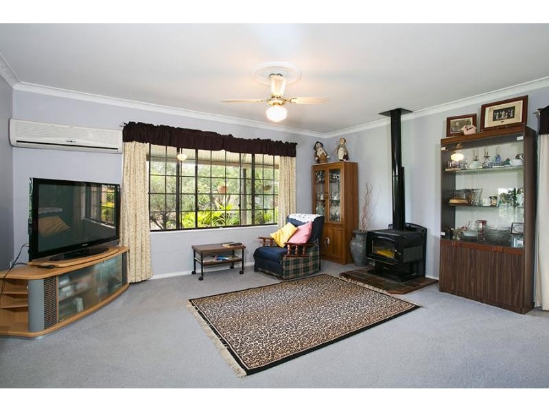 680 Stuarts Point  Road, Yarrahapinni NSW 2441