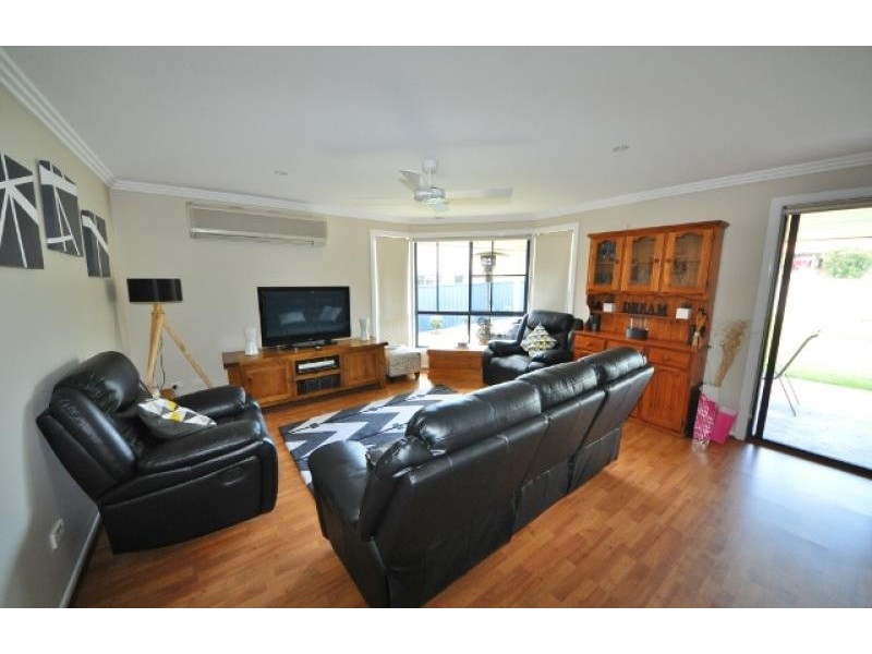 4 Crispin Cove, Macksville NSW 2447