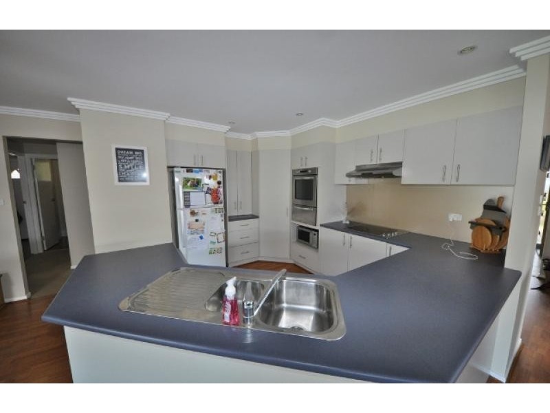 4 Crispin Cove, Macksville NSW 2447