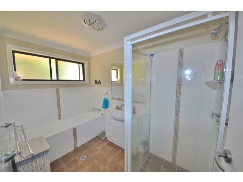 4 Crispin Cove, Macksville NSW 2447