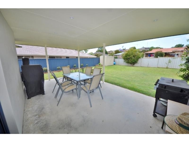 4 Crispin Cove, Macksville NSW 2447