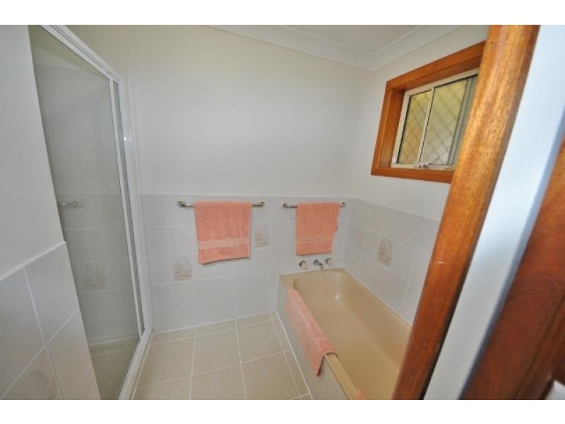 76 Preston Drive, Macksville NSW 2447