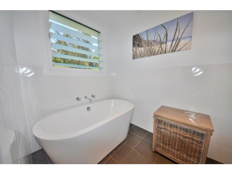 12 Warrell Close, Scotts Head NSW 2447