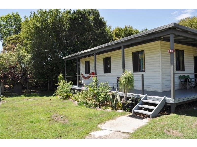 15 First  Avenue, Stuarts Point NSW 2441