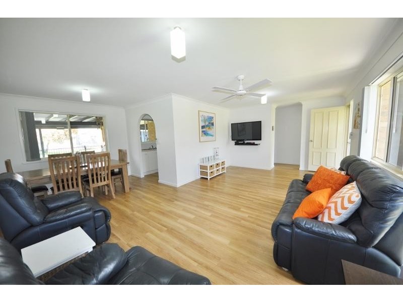 15 Kimpton Street, Stuarts Point NSW 2441