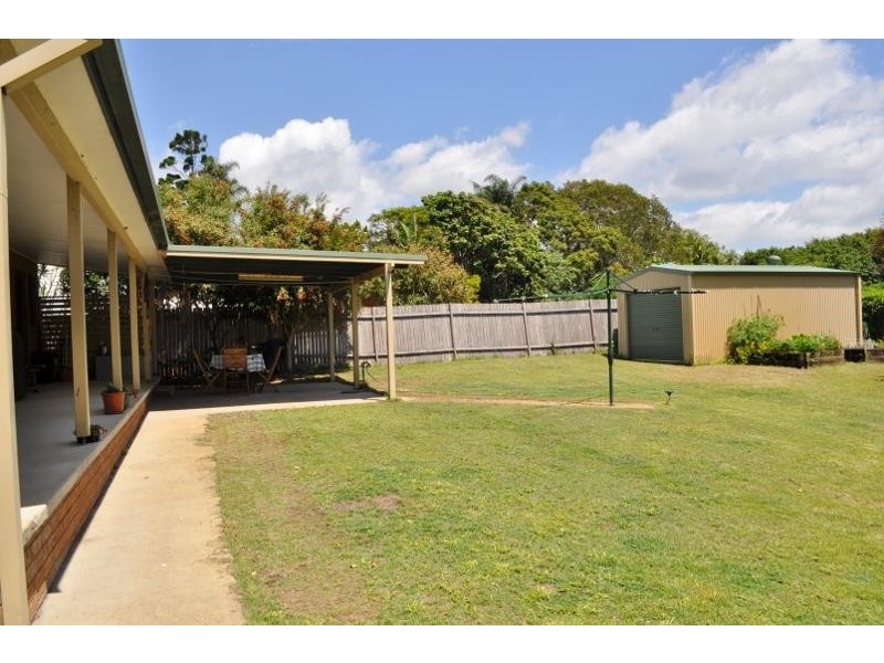 10 Fifth Avenue, Stuarts Point NSW 2441