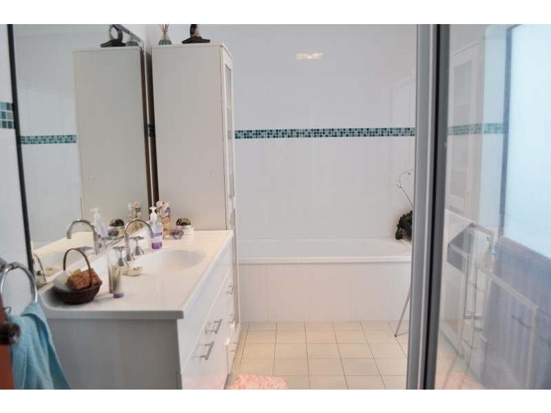 10 Fifth Avenue, Stuarts Point NSW 2441