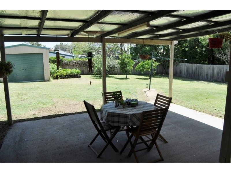10 Fifth Avenue, Stuarts Point NSW 2441