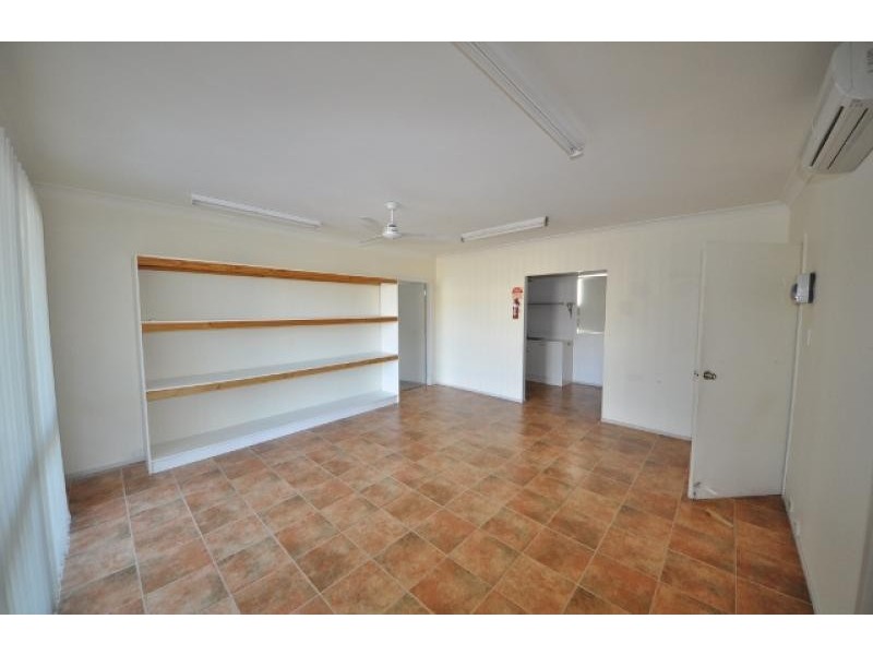 16 West Street, Macksville NSW 2447