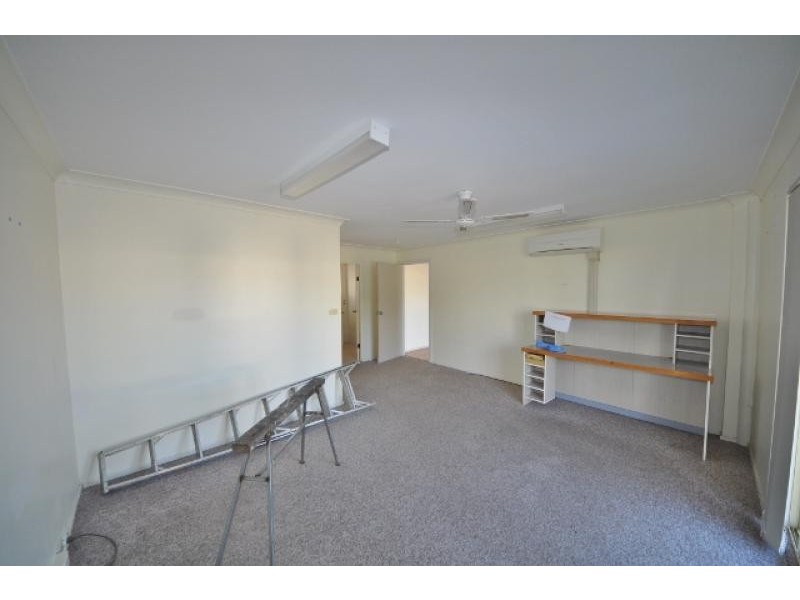 16 West Street, Macksville NSW 2447