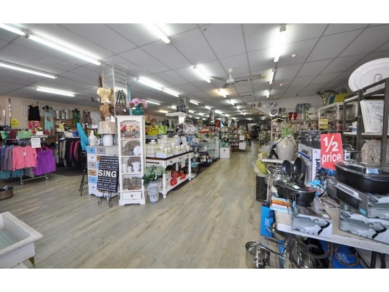 13 Wallace Street, Macksville NSW 2447