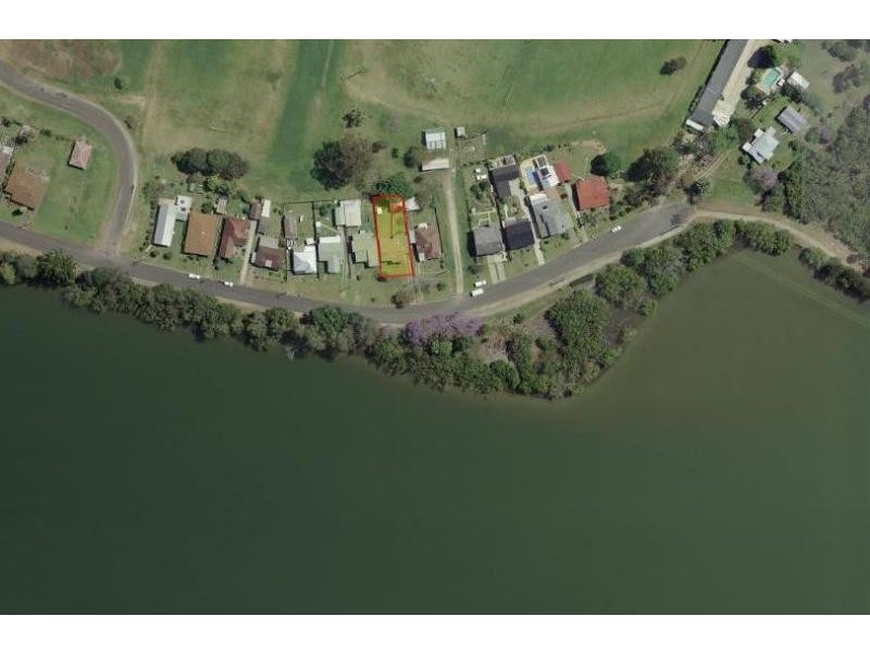 8 Bellevue  Drive, Macksville NSW 2447