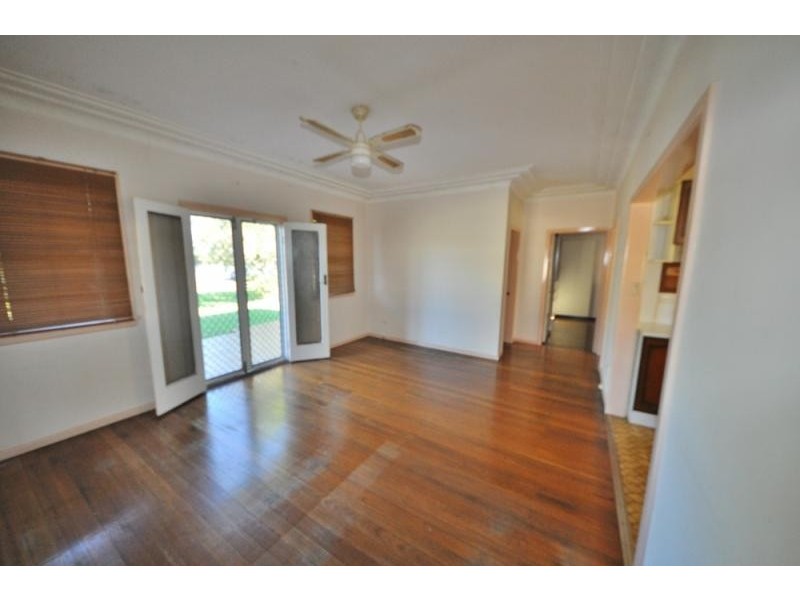 8 Bellevue  Drive, Macksville NSW 2447