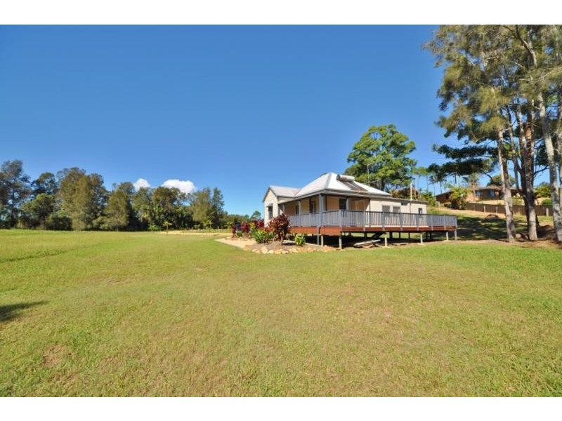 2 Grandview Drive, Macksville NSW 2447