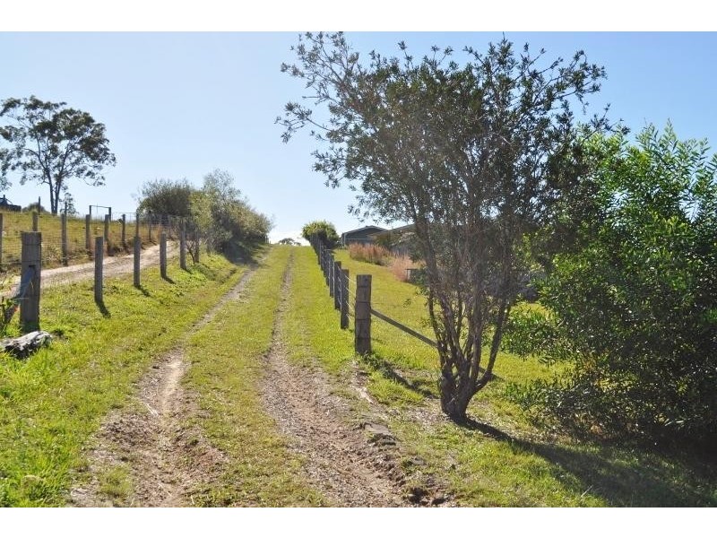 40 Auld Close, Valla NSW 2448