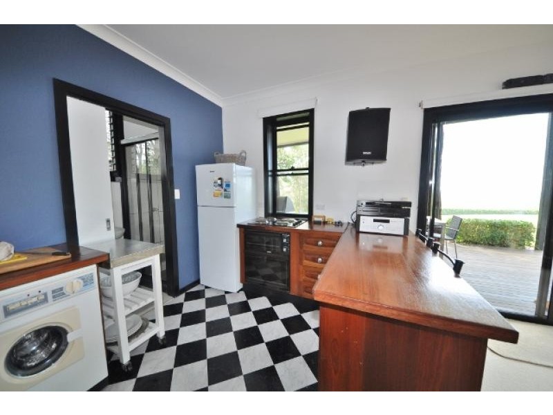 1 Seascape Place, Scotts Head NSW 2447