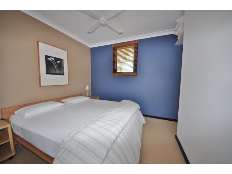 1 Seascape Place, Scotts Head NSW 2447