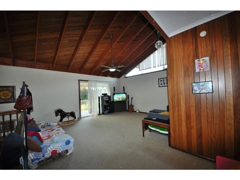 9 Kimpton Street, Stuarts Point NSW 2441