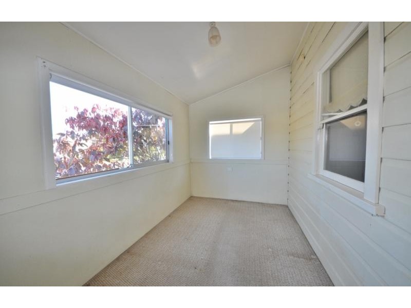 11 East Street, Macksville NSW 2447