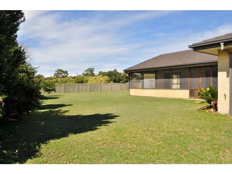 2 Bohemia Court, Stuarts Point NSW 2441