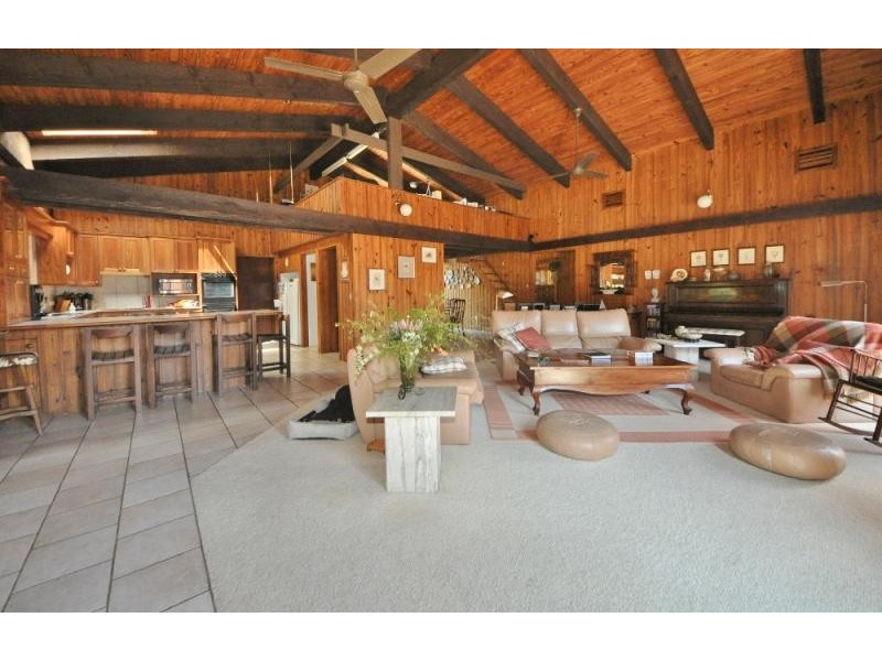 10 Warrigal Avenue, Nambucca Heads NSW 2448