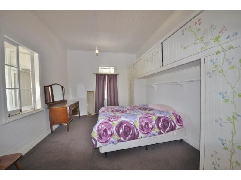 43 Wallace Street, Macksville NSW 2447