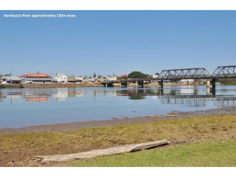 2 Egan Street, North Macksville NSW 2447