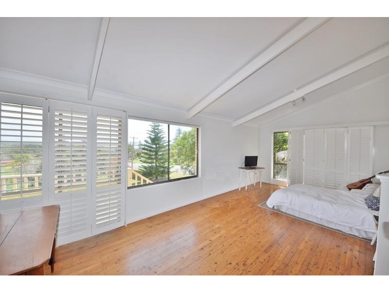 2 Vernon Street, Scotts Head NSW 2447