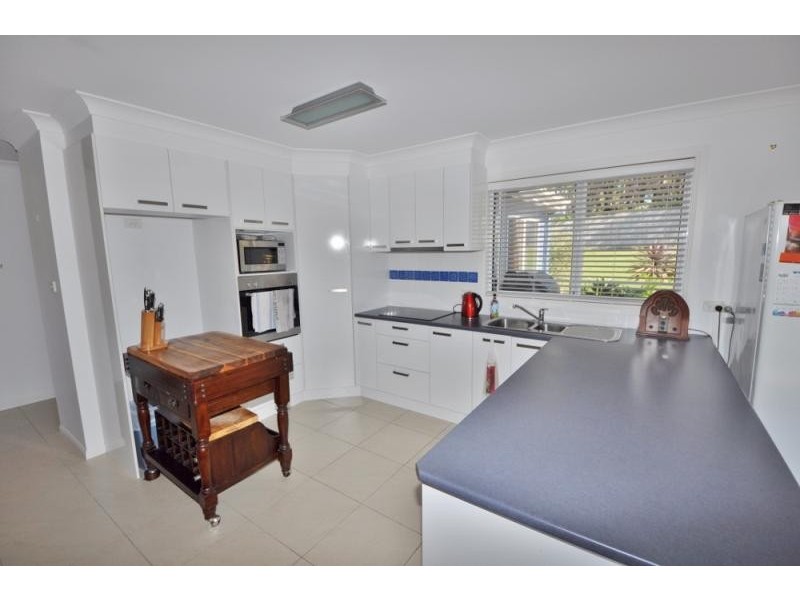 48 McLeod  Drive, Scotts Head NSW 2447