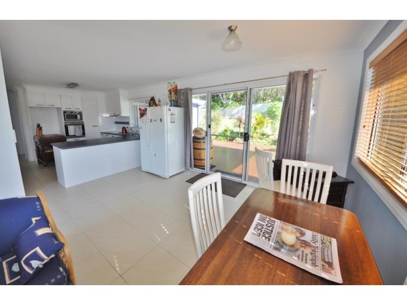 48 McLeod  Drive, Scotts Head NSW 2447