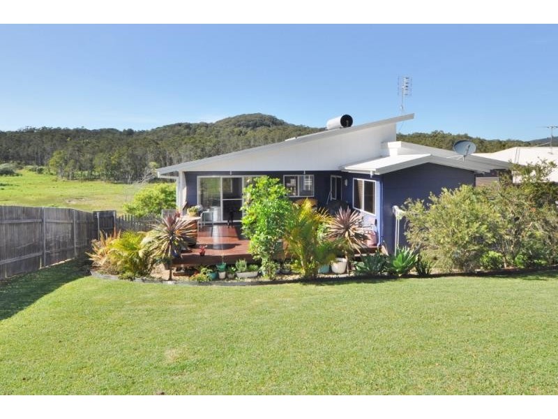 48 McLeod  Drive, Scotts Head NSW 2447