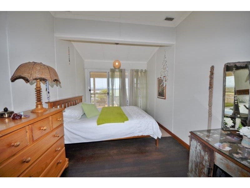 6 Hill Street, Scotts Head NSW 2447