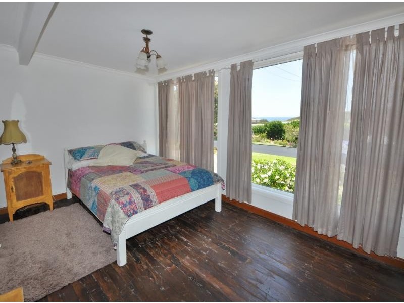 6 Hill Street, Scotts Head NSW 2447