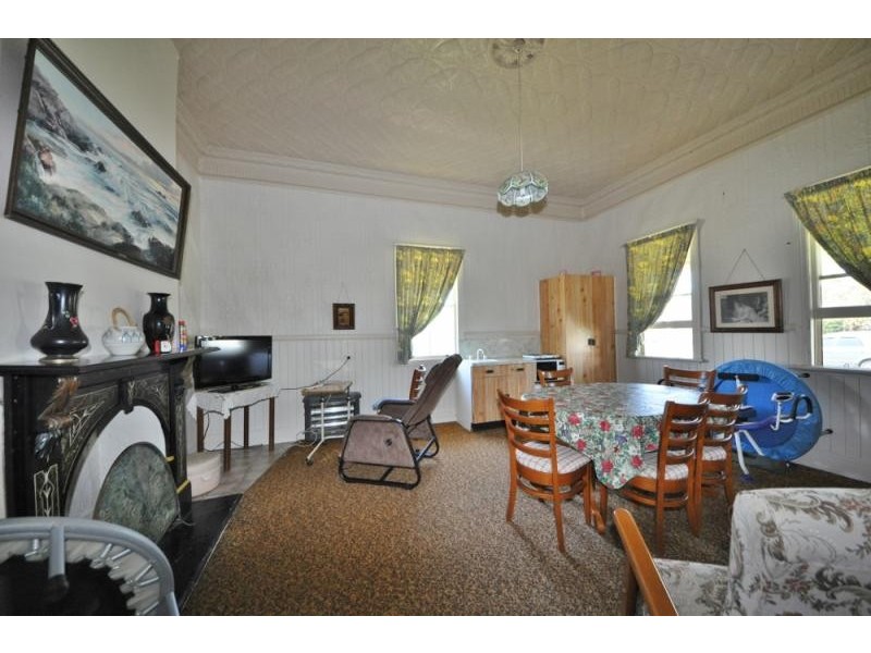 15 Egan Street, Macksville NSW 2447