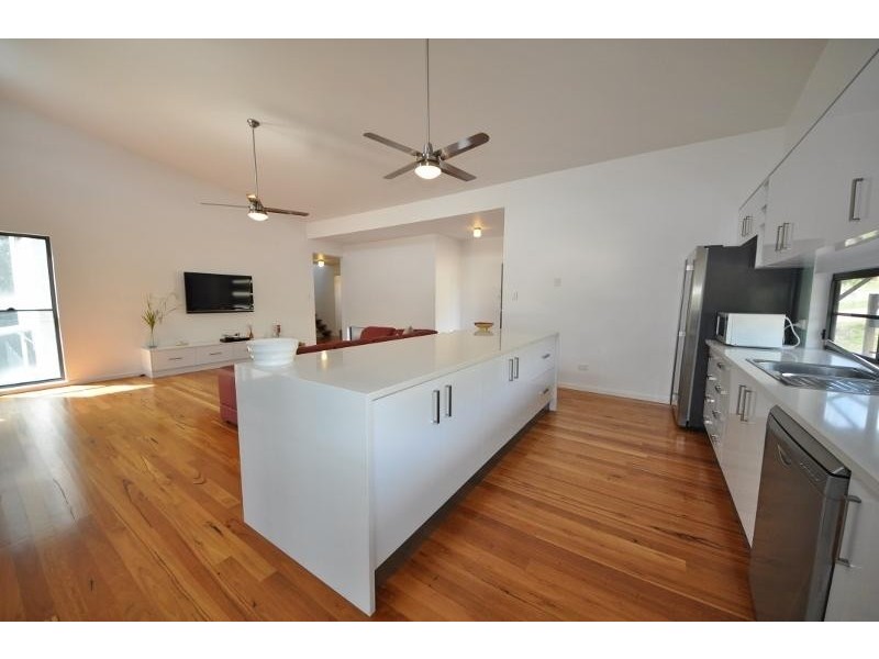 35 Raleigh Street, Scotts Head NSW 2447