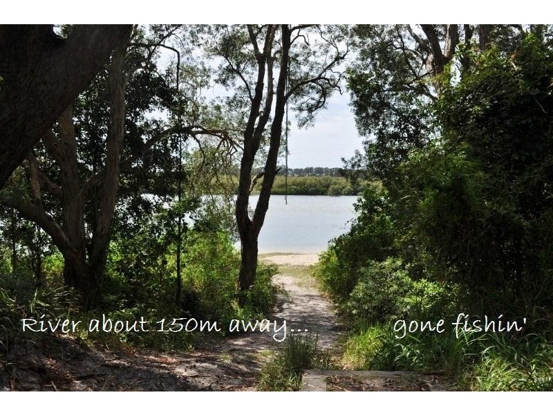 2 Seventeenth  Avenue, Stuarts Point NSW 2441