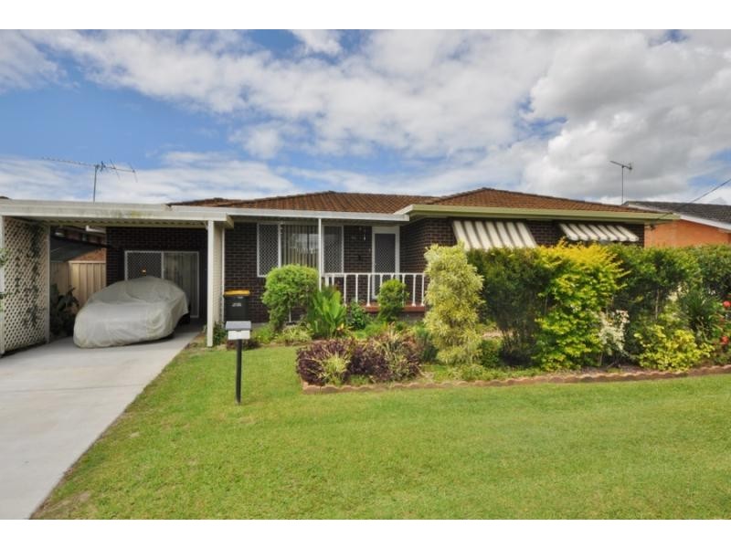 61 East Street, Macksville NSW 2447