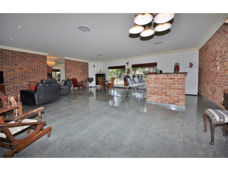 2 Sandpiper Drive, Scotts Head NSW 2447