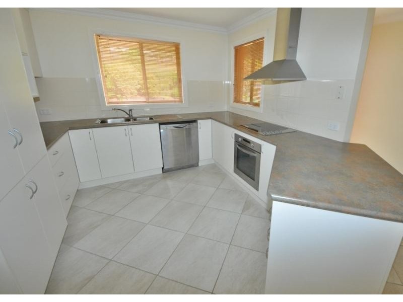 33 Auld Close, Valla NSW 2448