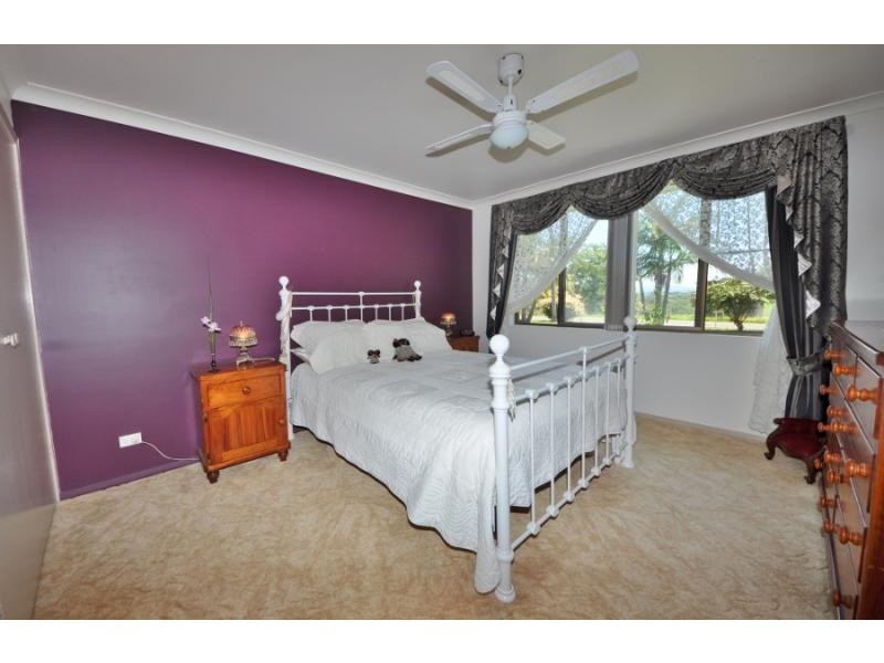 8 Main Street, Donnellyville NSW 2447