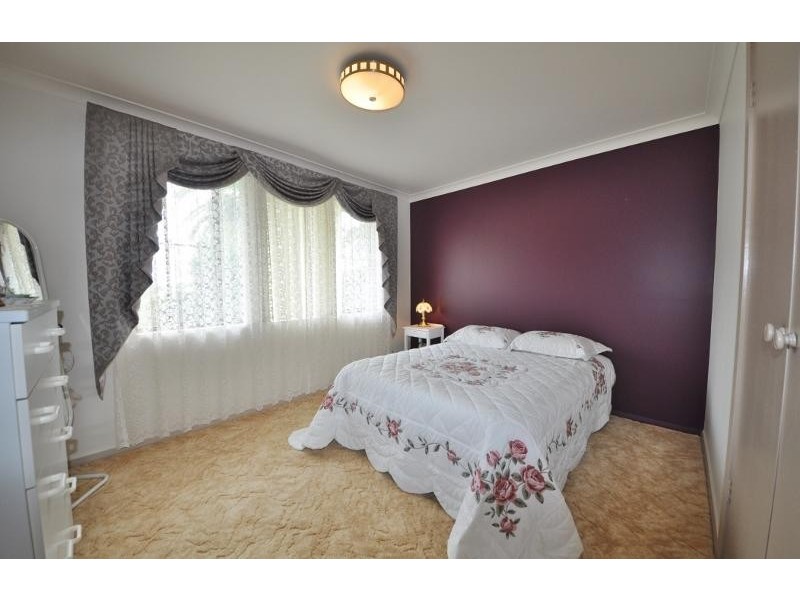 8 Main Street, Donnellyville NSW 2447