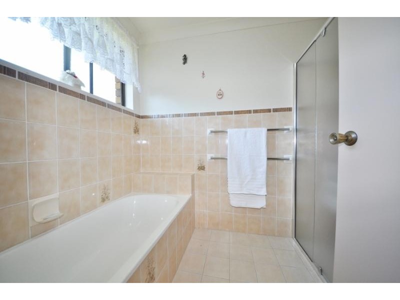 8 Main Street, Donnellyville NSW 2447