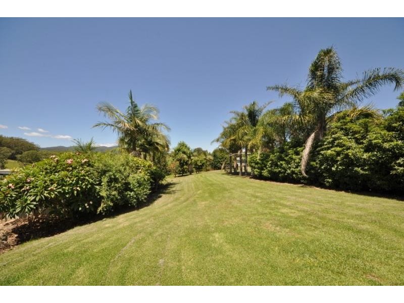 8 Main Street, Donnellyville NSW 2447