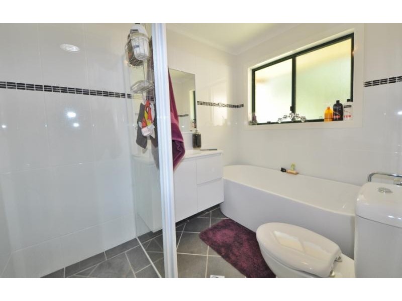 13 Lennon Close, Macksville NSW 2447