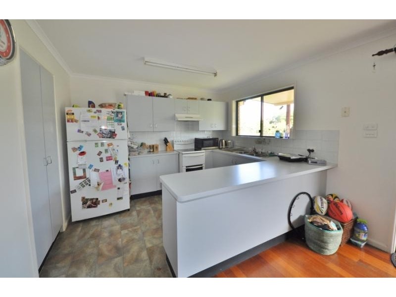 13 Lennon Close, Macksville NSW 2447