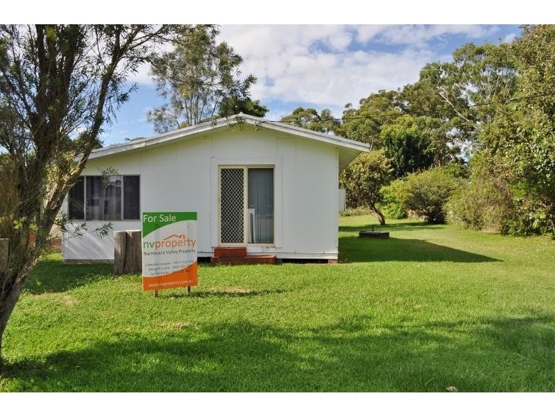 65 Ocean Avenue, Stuarts Point NSW 2441