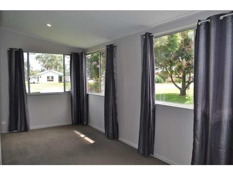 65 Ocean Avenue, Stuarts Point NSW 2441