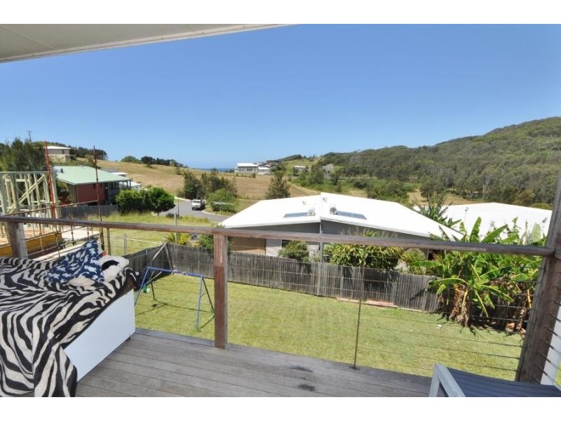 13 Hill Street, Scotts Head NSW 2447