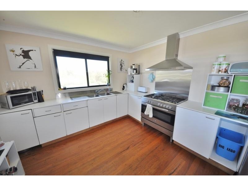 13 Hill Street, Scotts Head NSW 2447