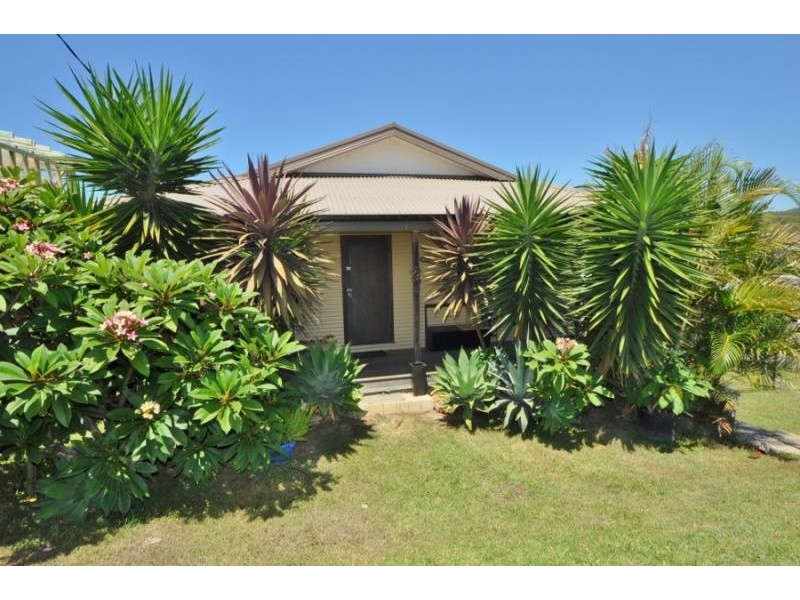 13 Hill Street, Scotts Head NSW 2447